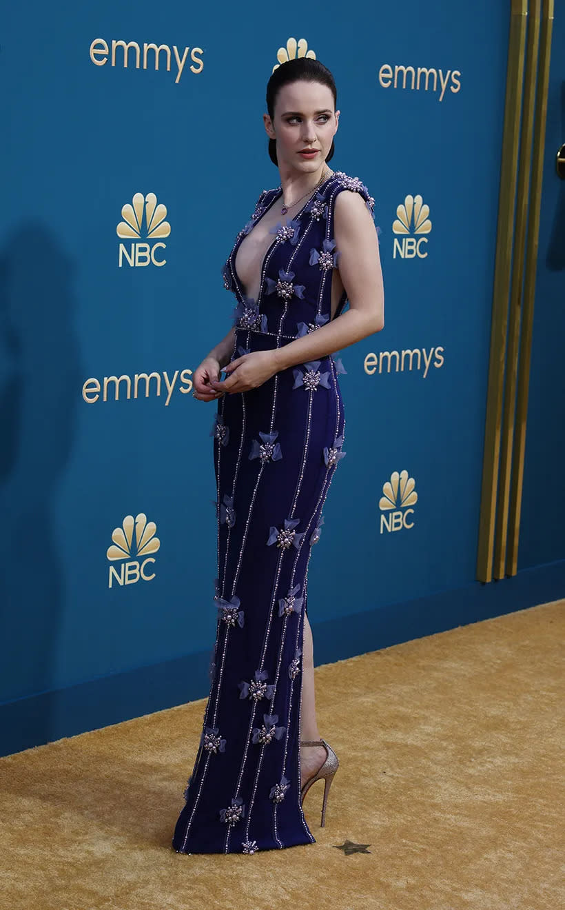 鄭浩妍甜美造型登場：2022 第 74 屆艾美獎 Emmy Awards 精彩紅毯一次收錄！