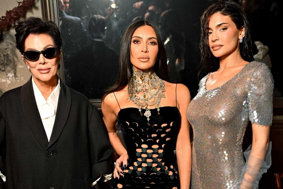 Kylie Jenner's Underwear & Tights At Paris Fashion Week: Photos