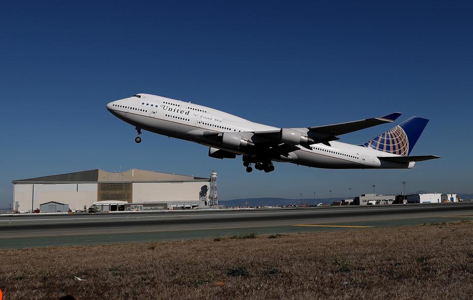 United Airlines worker charged with calling black passenger ‘a shining monkey’