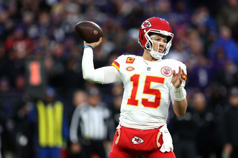 Auch die Tagesform von Kansas Citys Star-Quarterback Patrick Mahomes wird mitentscheiden, wer dieses Jahr den Super Bowl für sich entscheidet. (Bild: Rob Carr / Getty Images)