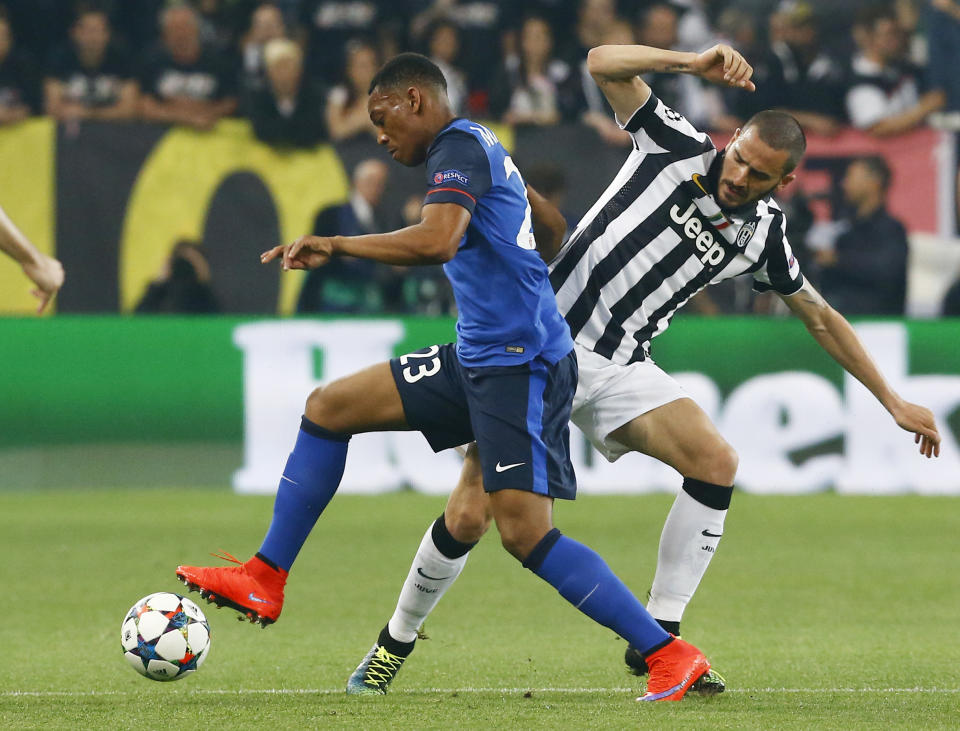 Football - Juventus v AS Monaco - UEFA Champions League Quarter Final First Leg - Juventus Stadium, Turin - Italy - 14/4/15 Juventus' Leonardo Bonucci in action with Monaco's Anthony Martial Reuters / Stefano Rellandini