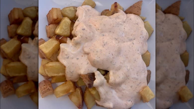 potatoes with creamy mayo sauce