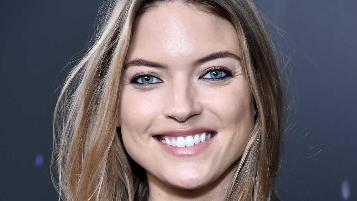 2. The Best Hair Colors for Blue-Eyed Beauties - wide 4