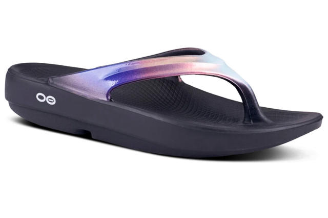 Why Recovery Sandal Brand Oofos Is Tapping Into the Comfort Market