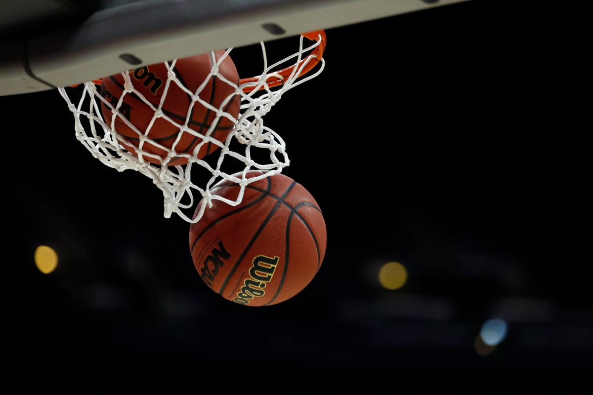 NCAA Tournament schedule, TV March Madness game times, channels