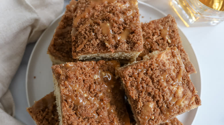 coffee cake squares on plate