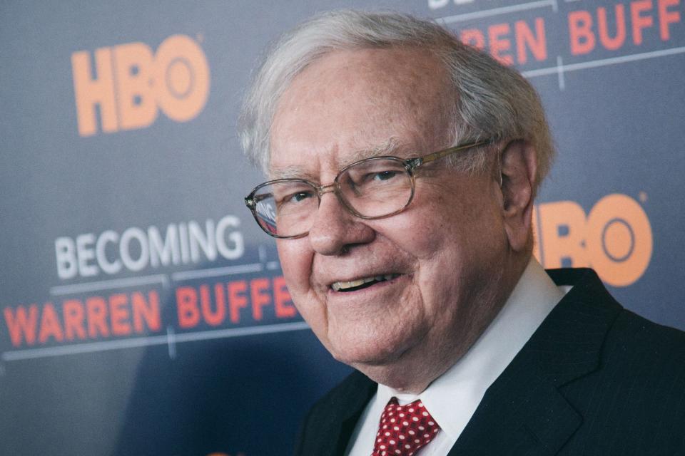 Warren Buffett, chairman and CEO of Berkshire Hathaway, has expressed his support of a single-payer health care system. (Photo: J. Kempin via Getty Images)