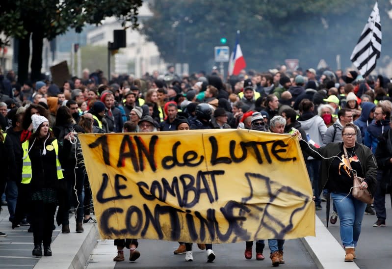 GILETS JAUNES: 28.000 MANIFESTANTS EN FRANCE