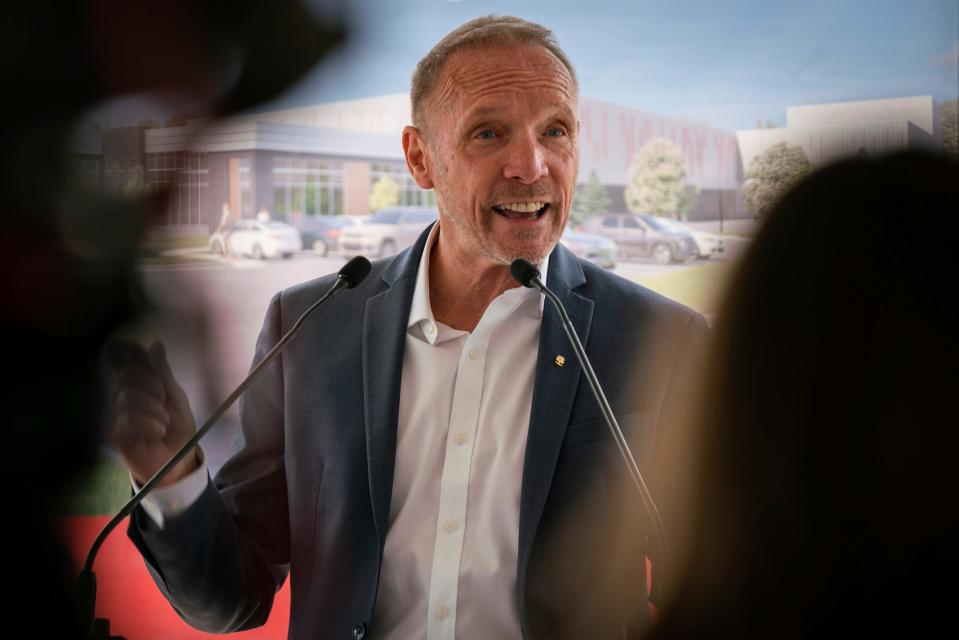 David Coulter, Oakland County executive, speaks during a ceremony for UL Solutions North America Advanced Battery Laboratory at the site location in Auburn Hills on Monday, June 5, 2023. The new facility will provide testing and certification services addressing electric vehicle and industrial battery safety and performance.