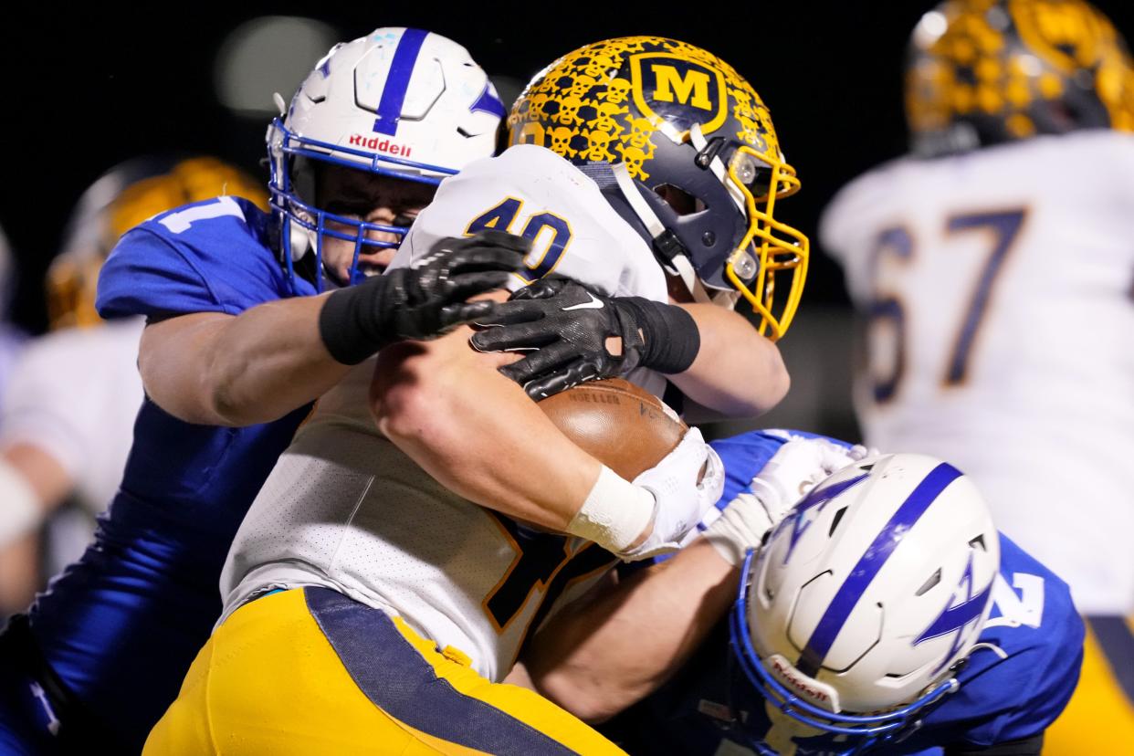 St. Xavier defensive lineman Gordy Sulfsted (11) was a third-team all-state selection last season.