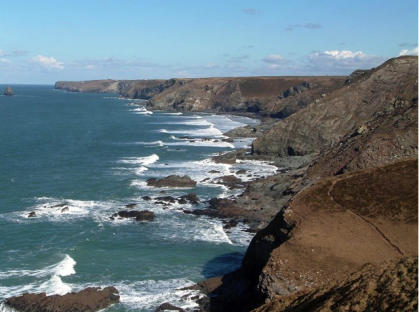 La playa de Tregardock en un día soleado (Phil Jolliff)