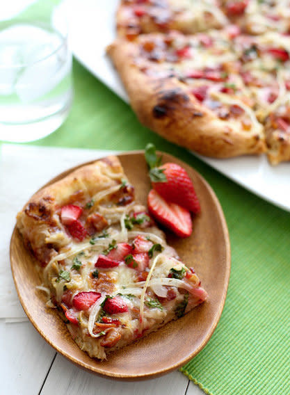 <strong>Get the <a href="http://www.annies-eats.com/2012/05/09/strawberry-balsamic-bacon-pizza/" target="_blank">Strawberry Balsamic Bacon Pizza recipe</a> by Annie's Eats</strong>
