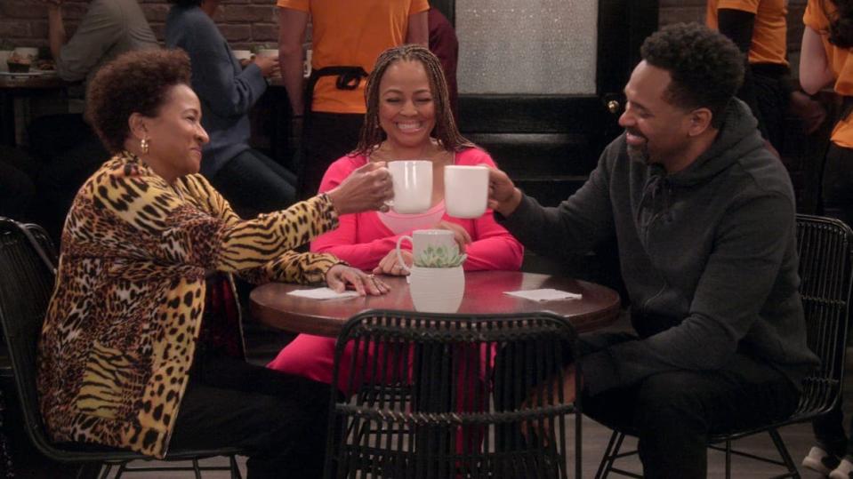 (L to R) Wanda Sykes as Lucretia, Kim Fields as Regina and Mike Epps as Bennie in Episode 302 of “The Upshaws.” (Courtesy of Netflix © 2022)