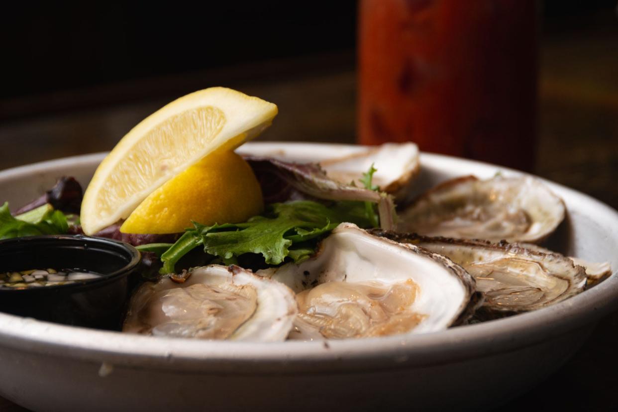 Oysters at the Tavern on the Wharf in Plymouth.