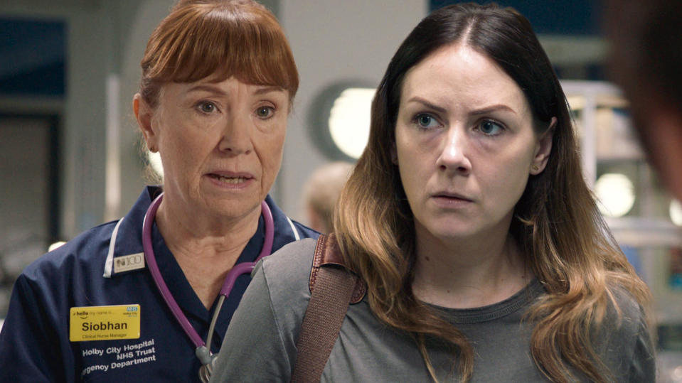 Casualty's Stevie Nash and Siobhan McKenzie become interlinked.