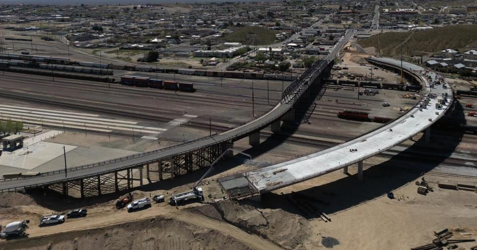 A temporary road closure will take place as crews work on the North First Avenue Bridge project. Crews are scheduled to begin construction on curbs, gutters, sidewalks, and ADA ramps at the corner of West White Street and North First Avenue.