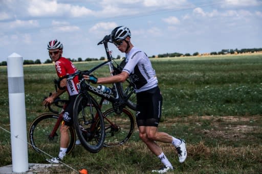 Chris Froome's bid for a record-equalling fifth Tour de France title got off to a shaky start Saturday after a dramatic crash left him 51 seconds down on rivals, Fernando Gaviria claiming the yellow jersey after a bunch sprint rounded off the first stage