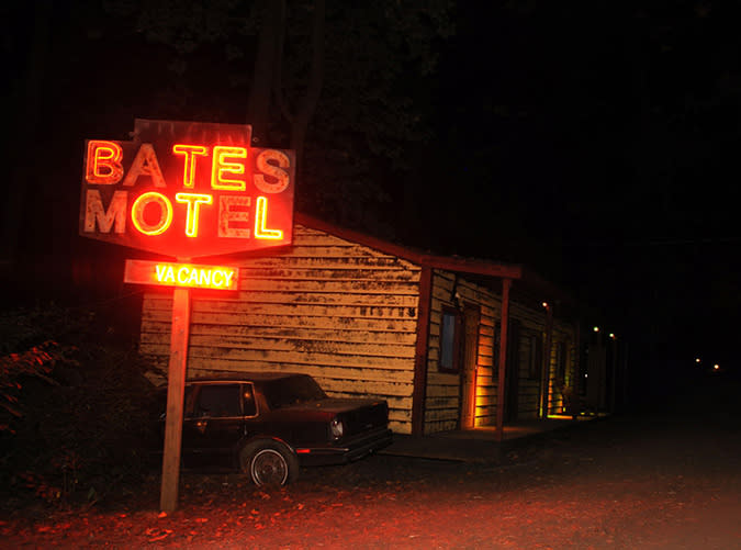 Pennsylvania: The Bates Motel and Haunted Hayride, Arasapha Farm