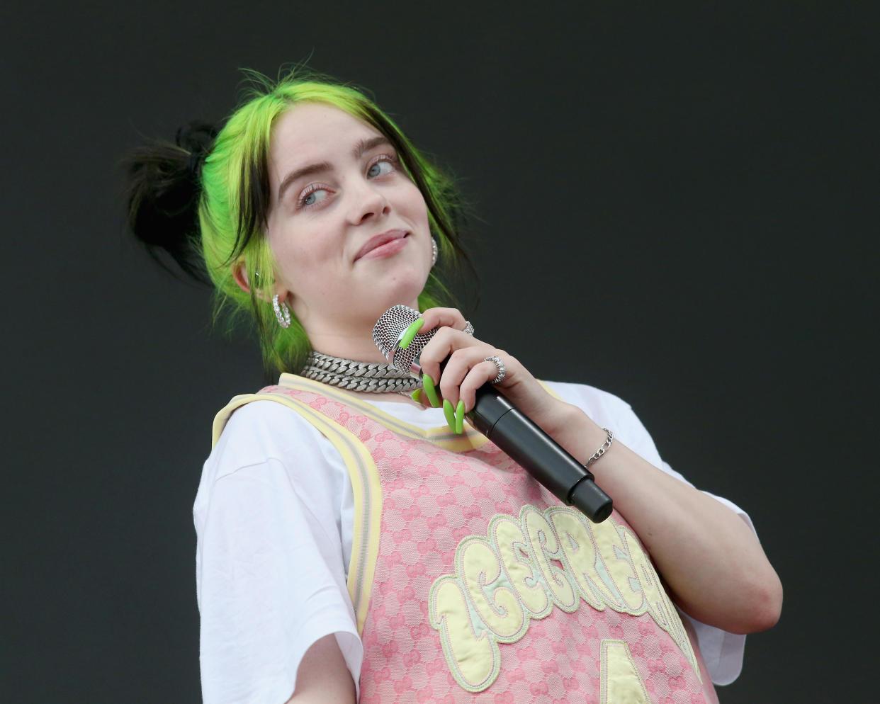 AUSTIN, TEXAS - OCTOBER 12:  Billie Eilish performs in concert during week two of the ACL Music Festival at Zilker Park on October 12, 2019 in Austin, Texas.  (Photo by Gary Miller/Getty Images)