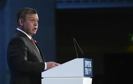 Jordan's King Abdullah speaks at the donors Conference for Syria in London, Britain February 4, 2016. REUTERS/Stefan Rousseau/pool