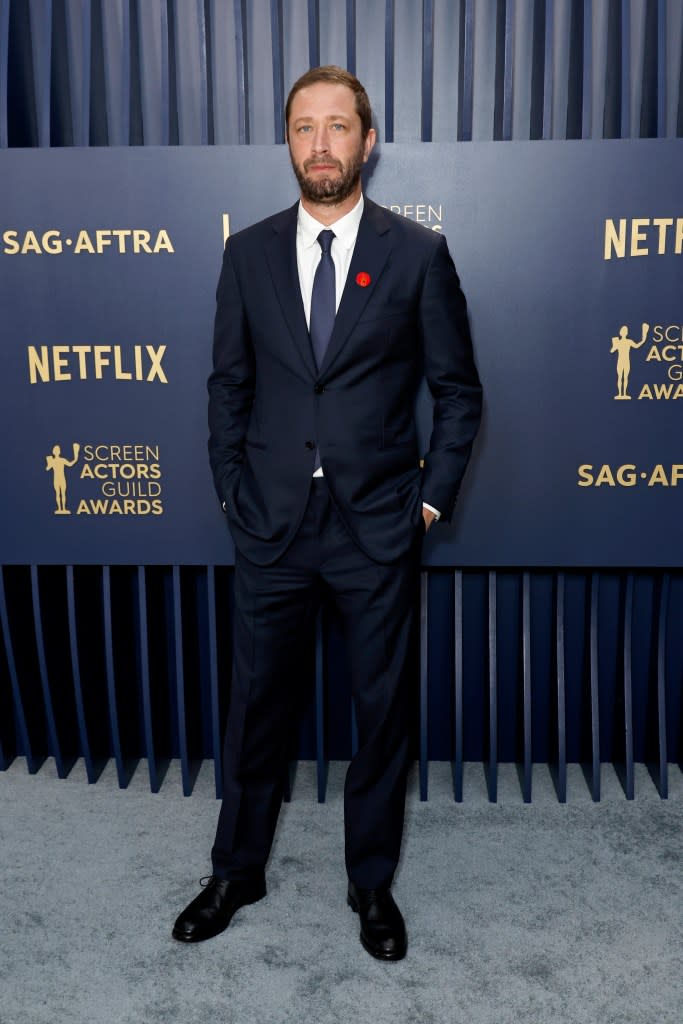 Ebon Moss-Bachrach attends the 30th Annual Screen Actors Guild Awards at Shrine Auditorium and Expo Hall on February 24, 2024 in Los Angeles, California.