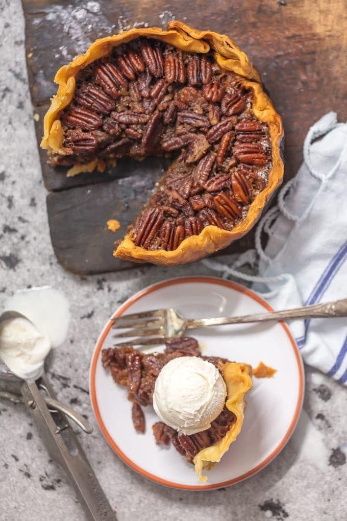 Slow Cooker Pecan Pie