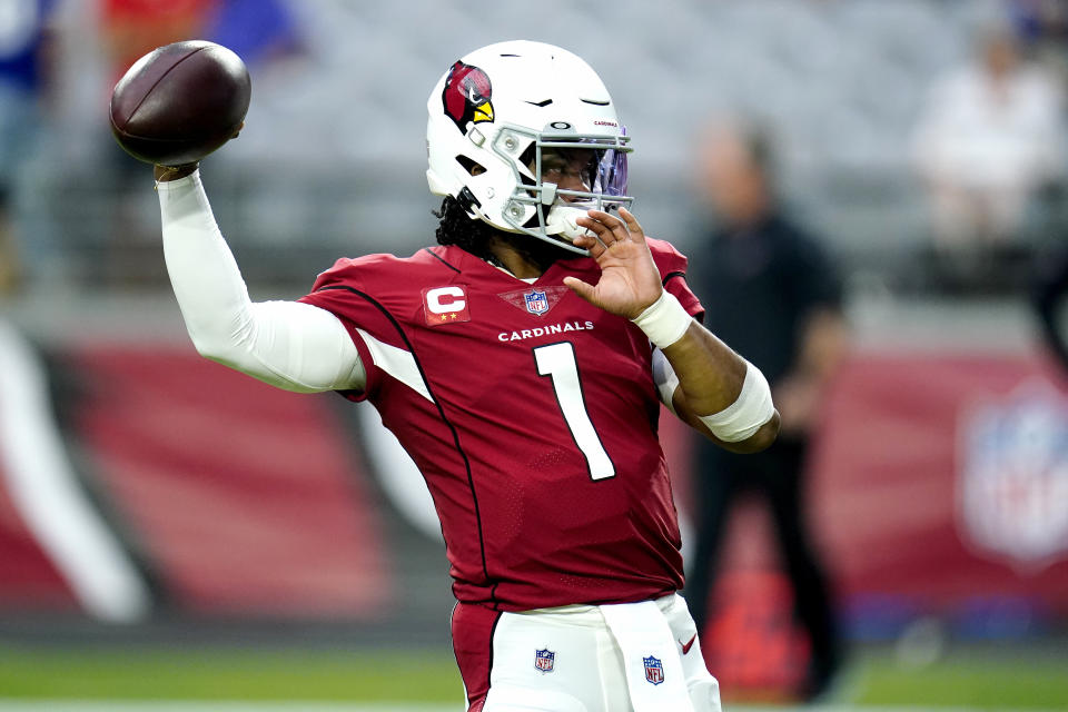 Arizona Cardinals quarterback Kyler Murray (1) 