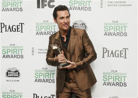 Actor Matthew McConaughey poses backstage after winning the Best Male Lead award for "Dallas Buyers Club" at the 2014 Film Independent Spirit Awards in Santa Monica, California March 1, 2014. REUTERS/Danny Moloshok