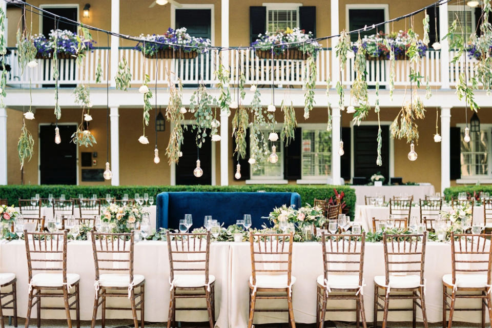 Outdoor Reception with Undeniable Romance