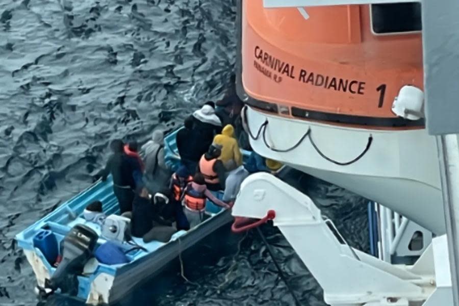 Crucero Carnival Radiance rescata a 25 personas en Ensenada  