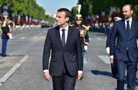 <p>«Il ne cherche pas à s’imposer, affirme Jamil Daklhia. Grâce à sa taille et sa prestance, il pourrait facilement dominer Emmanuel Macron ; or, à côté de lui, il fait tout petit.» (AFP) </p>