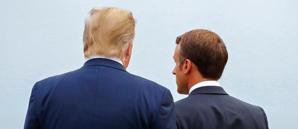 Donald Trump, à gauche, et Emmanuel Macron, à droite, lors du G7 de Biarritz, en 2019.
