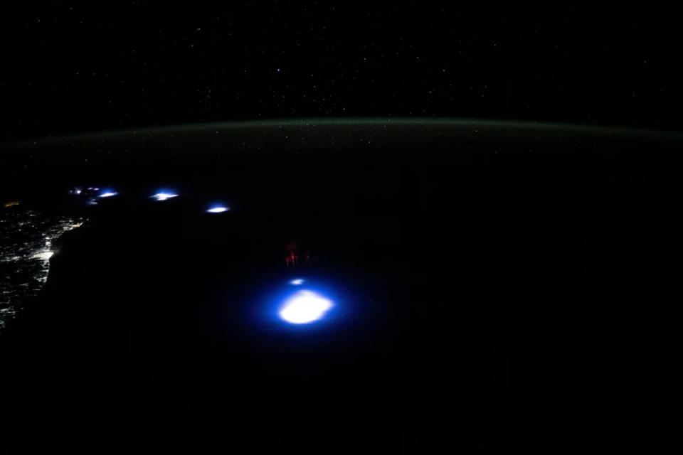 Mysterious Blue Ball and Crimson Sparks Seen from Area: NASA Explains Sprite Phenomenon
