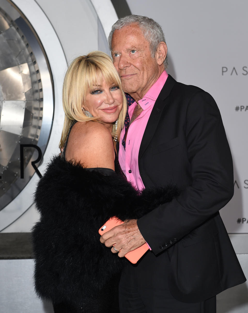 Actress Suzanne Somers and husband Alan Hamel arrive at the premiere of Columbia Pictures' 'Passengers' at Regency Village Theatre on December 14, 2016 in Westwood, California.&nbsp;