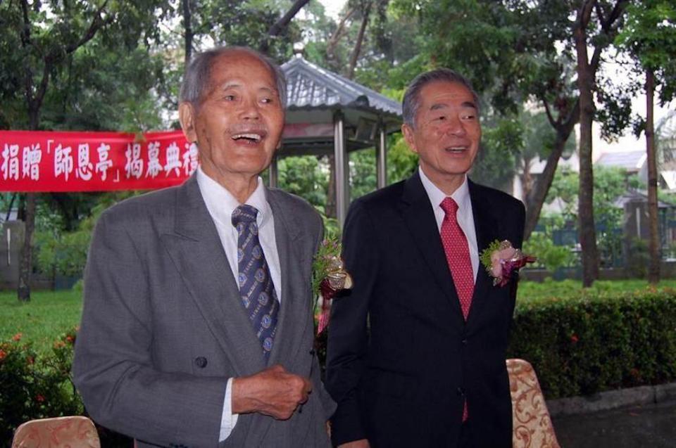 提出恢復日本國籍訴訟的楊馥成（左）。（資料照片，廖素慧攝）