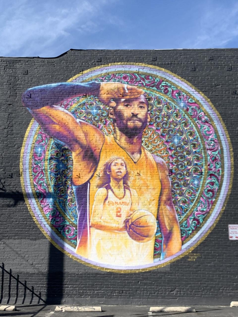 Kobe and Gianna Bryant mural
