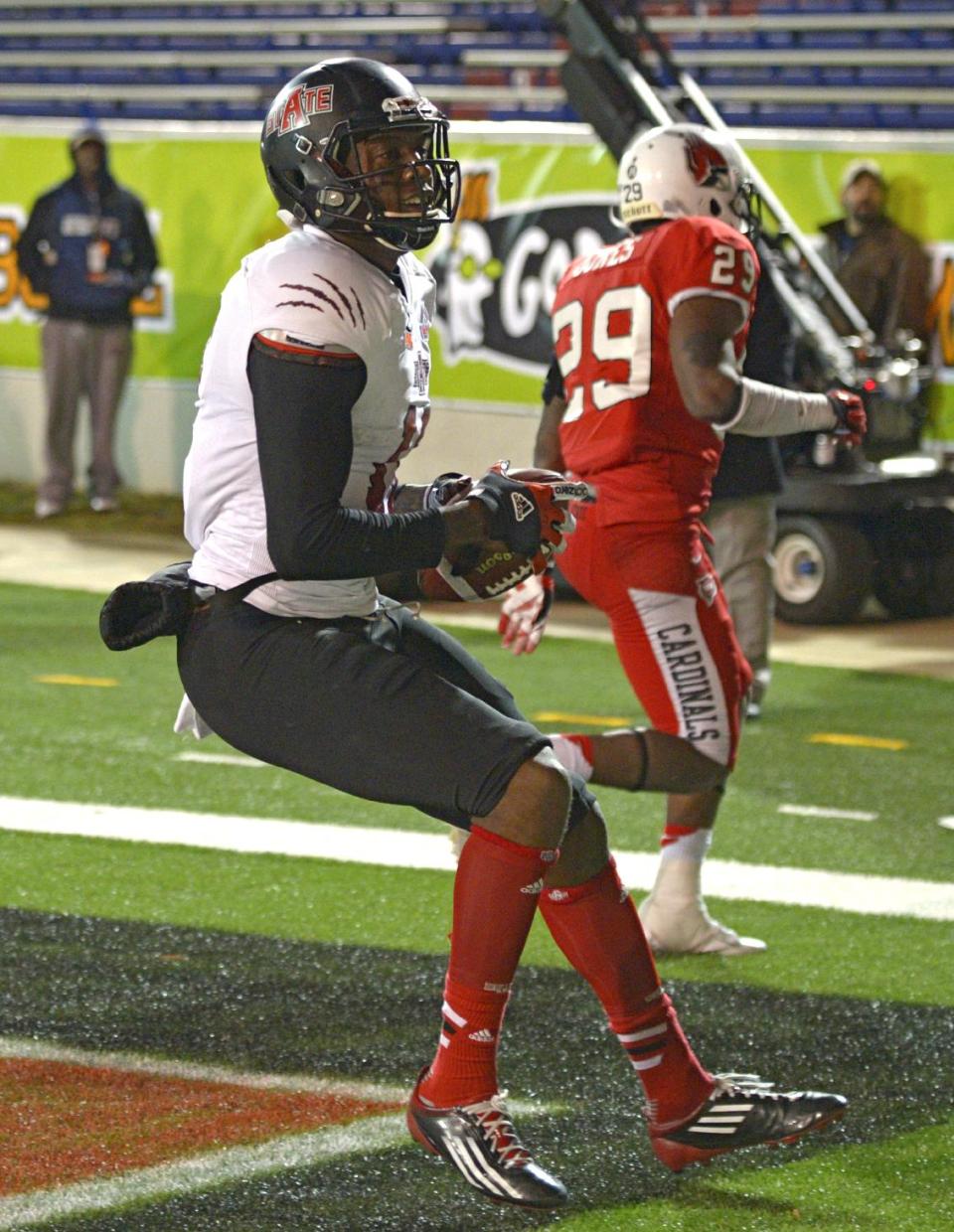 Arkansas State wide receiver Allen Muse (17) reacts after catching a pass for the winning touchdown against Ball State in the fourth quarter of the GoDaddy Bowl NCAA college football game in Mobile, Ala., Sunday, Jan. 5, 2014. (AP Photo/G.M. Andrews)