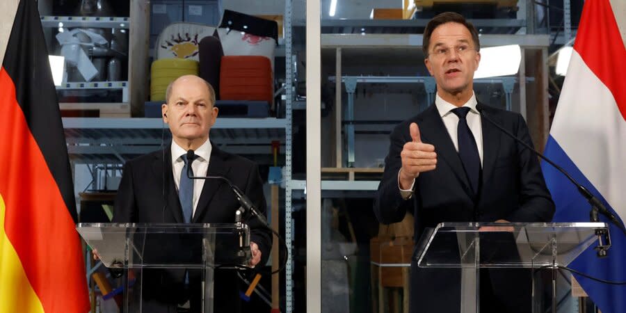 Olaf Scholz and Mark Rutte