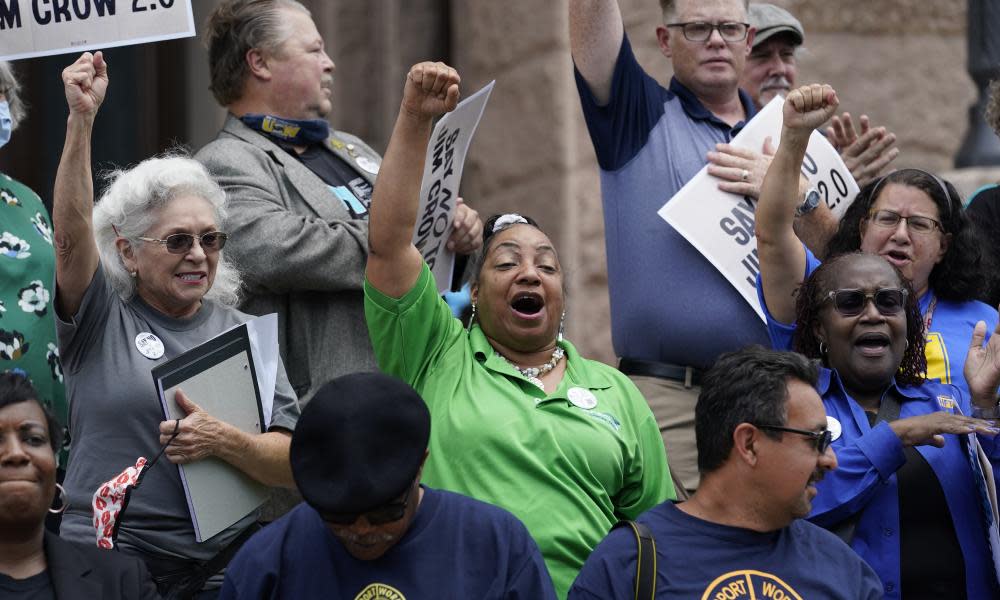 <span>Photograph: Eric Gay/AP</span>