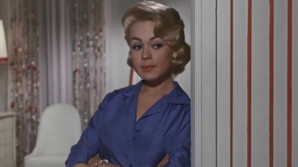 Sandra Dee in If a Man Answers