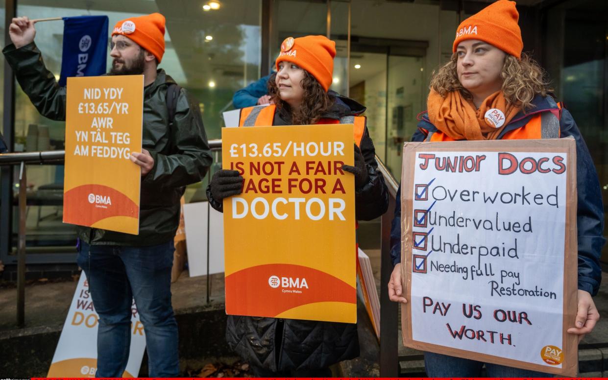 Junior doctors are striking for better pay