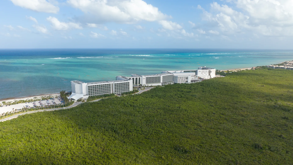 7 Best Cancun All-Inclusive Family-Friendly Resorts in 2024