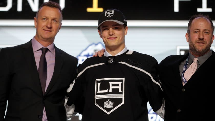 VANCOUVER, BRITISH COLUMBIA - JUNE 21: Alex Turcotte reacts after being selected fifth overall by the Los Angeles Kings during the first round of the 2019 NHL Draft at Rogers Arena on June 21, 2019 in Vancouver, Canada. (Photo by Bruce Bennett/Getty Images) ** OUTS - ELSENT, FPG, CM - OUTS * NM, PH, VA if sourced by CT, LA or MoD **