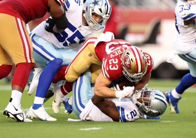 Cowboys RB Tony Pollard broke leg in playoff loss to 49ers 