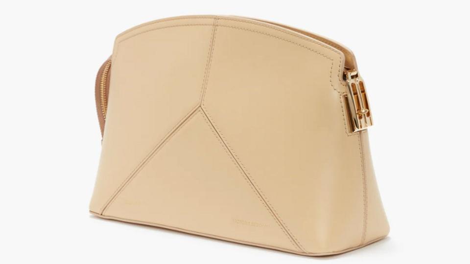 The Victoria Clutch Bag In Sesame Leather