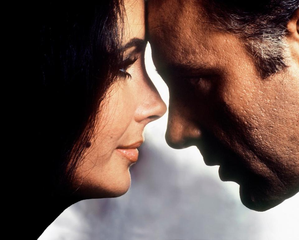 Elizabeth Taylor and British actor Richard Burton in Paris, 1965 (Douglas Kirkland / Iconic Images)