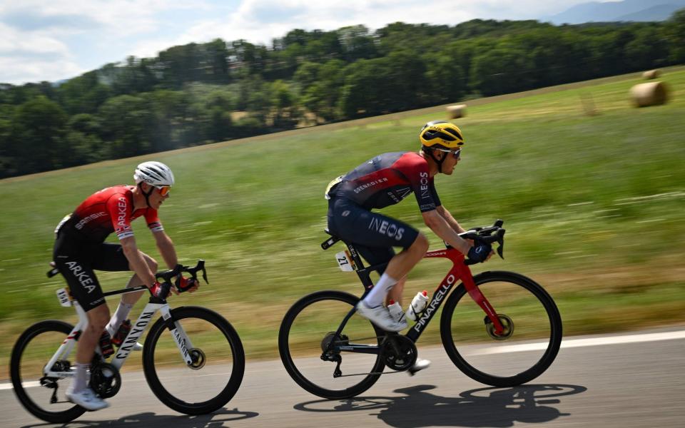 Dylan van Baarle leads the way ahead of Connor Swift  - GETTY IMAGES