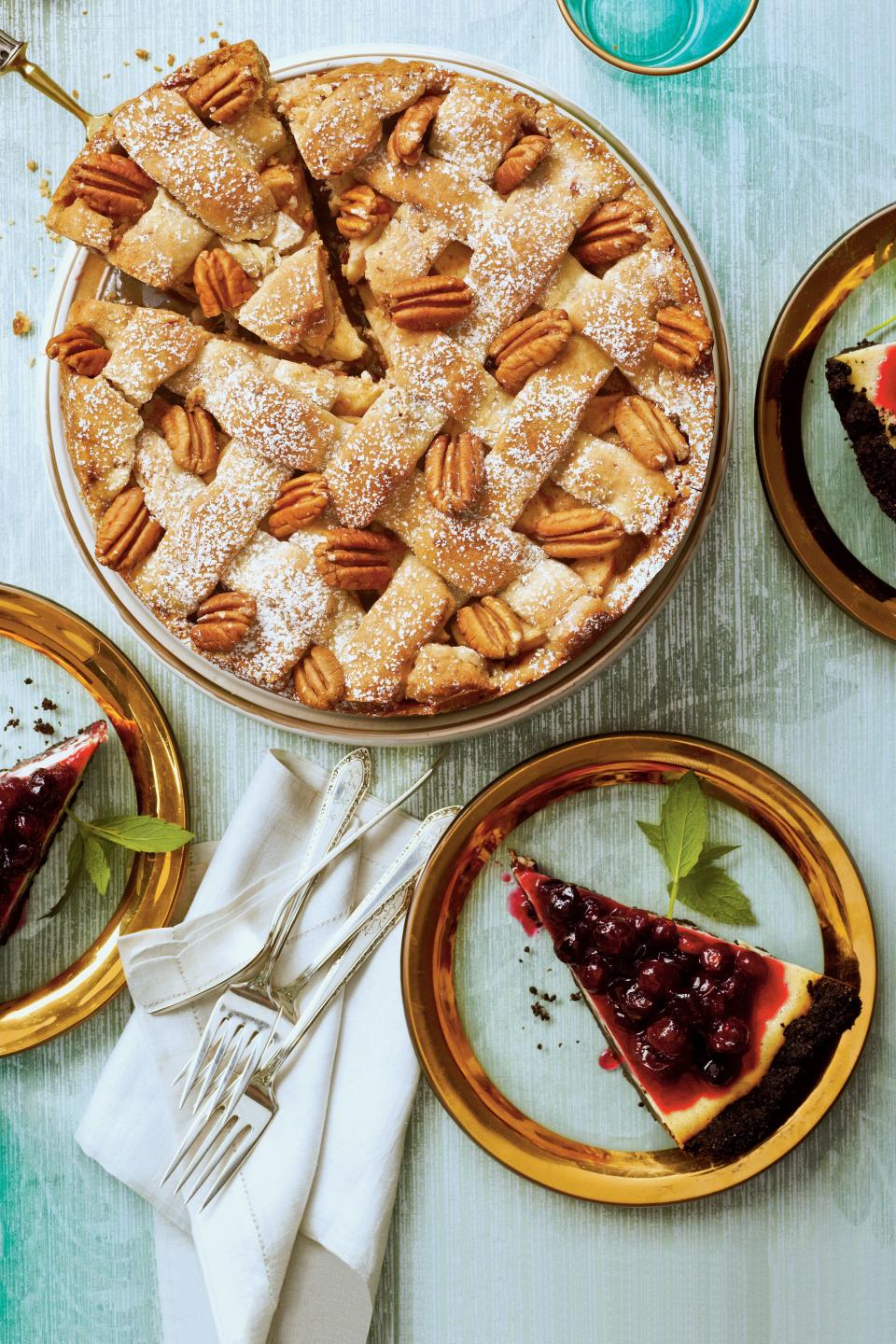 Cranberry-Apple Pie with Pecan Shortbread Crust