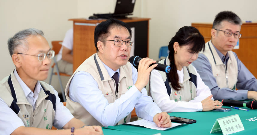台南市政府今（18日）辦理「登革熱症狀勿輕忽，自主通報保健康」記者會。（圖／台南市政府提供）