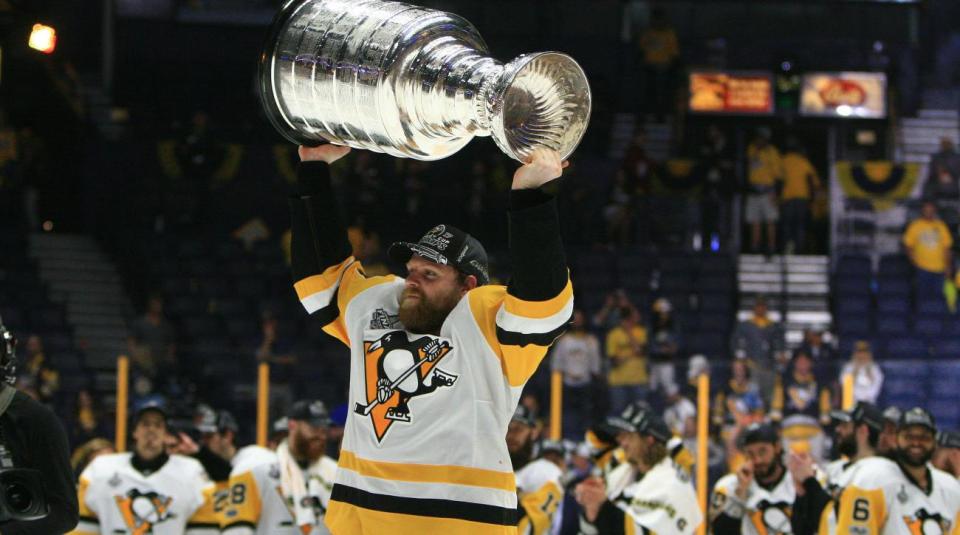 Phil Kessel’s love of hot dogs is well-documented – even if it isn’t accurate – and the Pittsburgh Penguins winger is in on the joke.